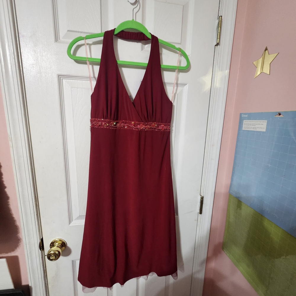 B. Smart Red Pleated Halter Sundress for Weddings